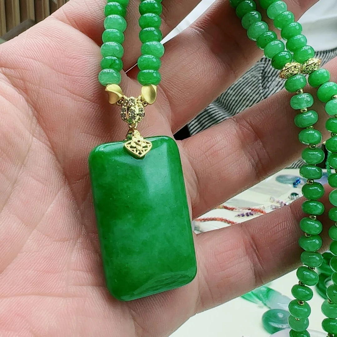 翡翠吊坠(赠链)银S925镶嵌