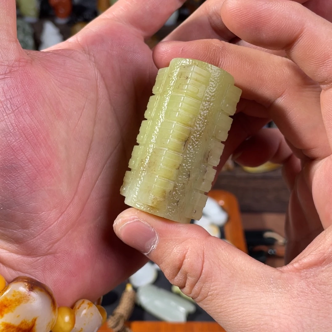 精***量和田玉未镶嵌把件