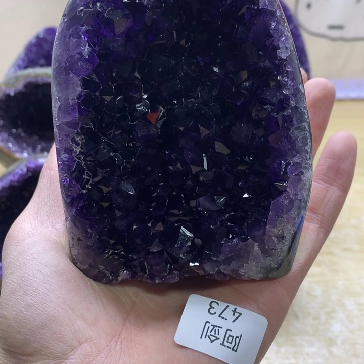 未镶嵌水晶大型摆件（非配饰）