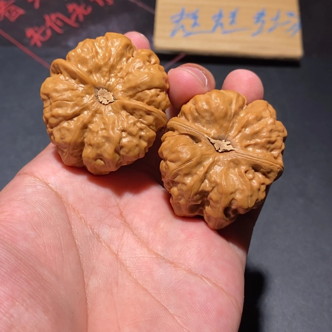 把件文玩核桃糊***y350000000000