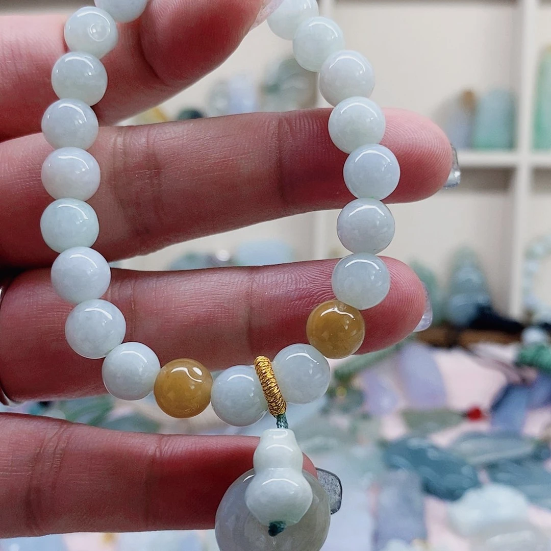 颈饰未镶嵌翡翠天然