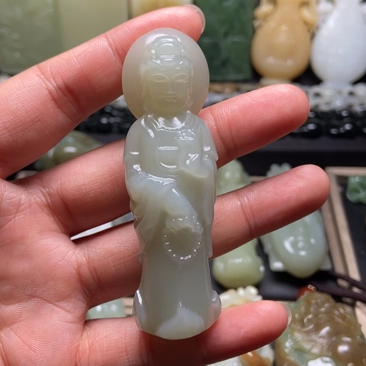 颈饰未镶嵌和田玉