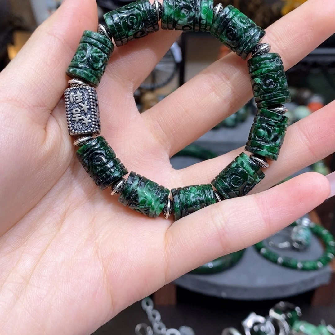 翡翠手链未镶嵌漂亮美眉