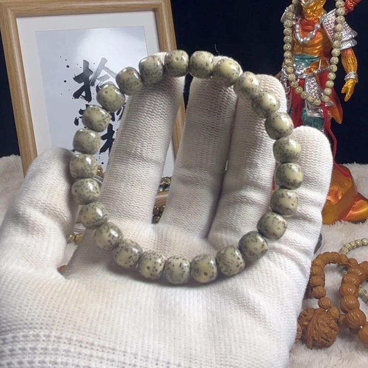 吊坠星月菩提20 石玉料桶珠 9×8 mm