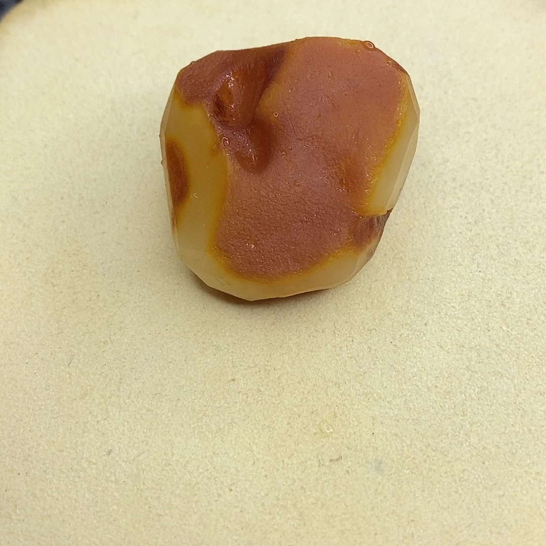 定制蜜蜡未镶嵌梨