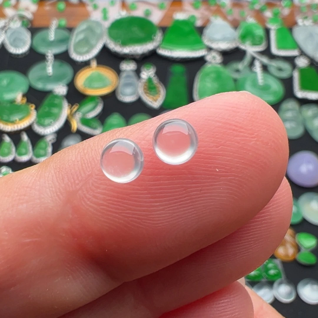 翡翠未镶嵌颈饰蛋面4.4