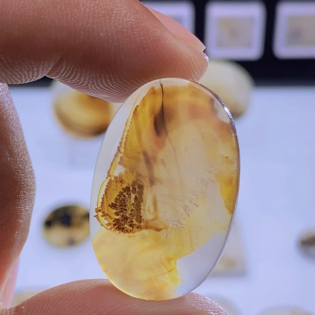 玛瑙/玉髓未镶嵌吊坠(不含链)68