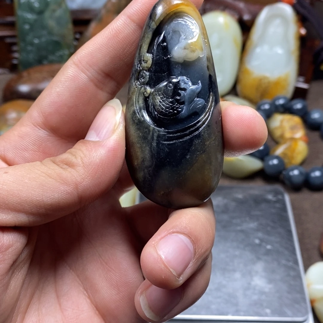 和田玉未镶嵌挂件