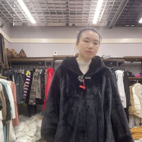 好看好看一点衣服好看