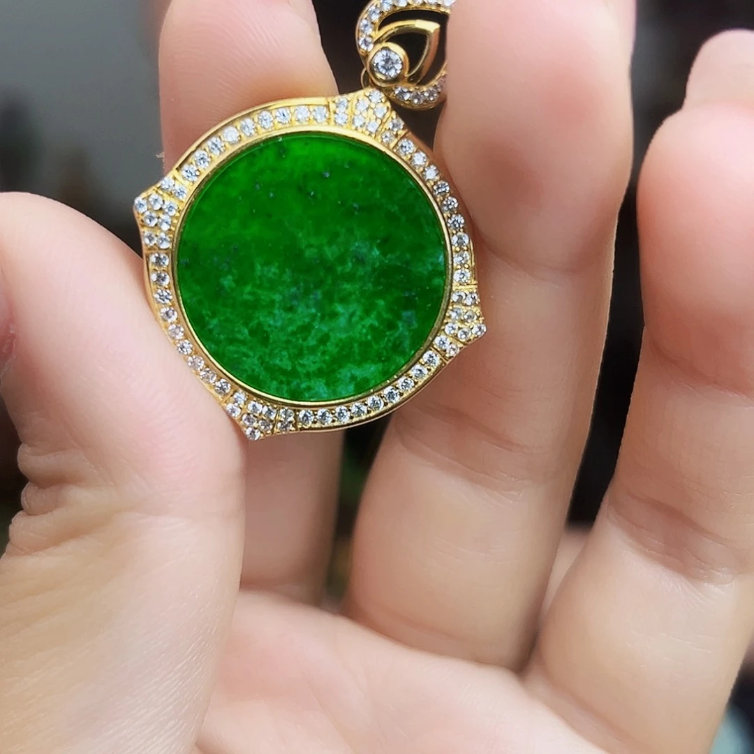 翡翠未镶嵌颈饰吊坠