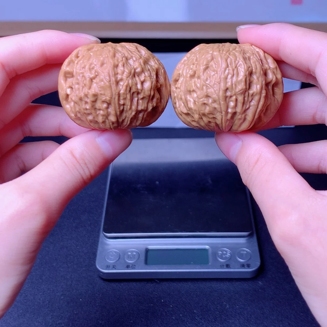 【闪购商品】文玩核桃把件铁锤42+微修