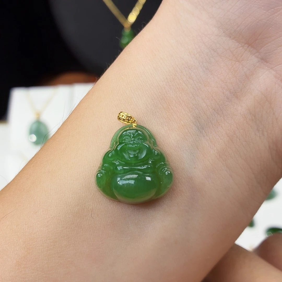 和田玉（碧玉）18K金镶嵌吊坠(赠链)