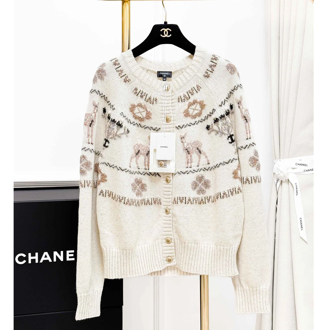 99新 Chanel/香奈儿 40码 米色拼棕色 小鹿四叶草 长袖 针织 开衫