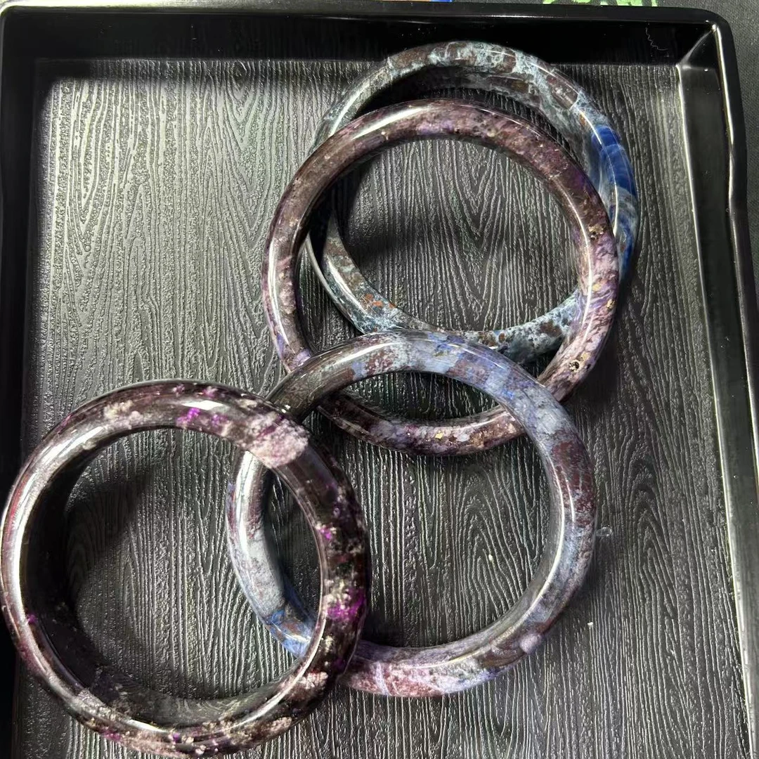 老四舒俱来三店精选 老料手镯 多样性发其一