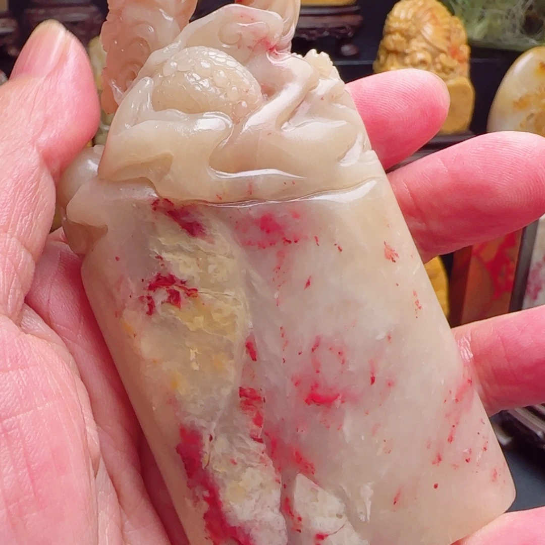 昌化石昌化鸡血石