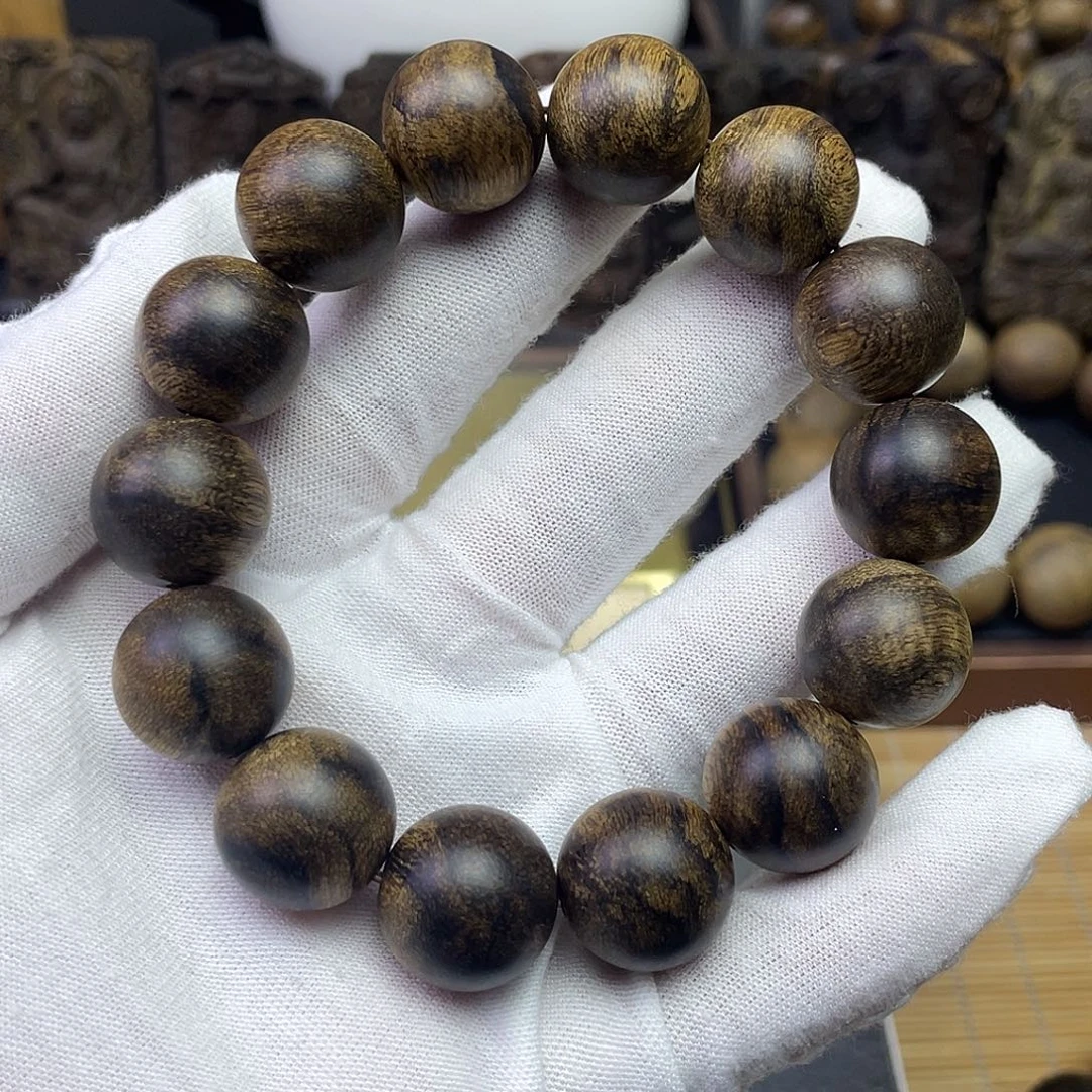 奋***t手串沉香达拉干………………