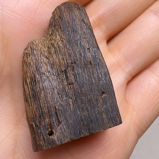 牧***羚静水静水缅甸沉水6.4克！！！