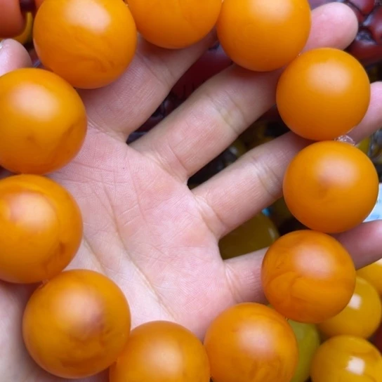 琥珀未镶嵌手链蜜蜡