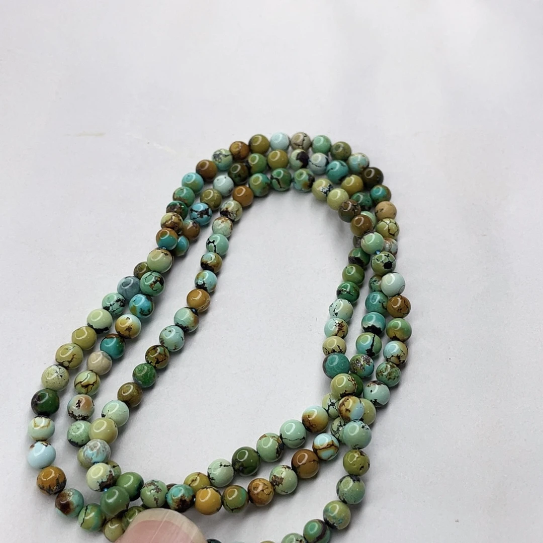 绿松石未镶嵌颈饰