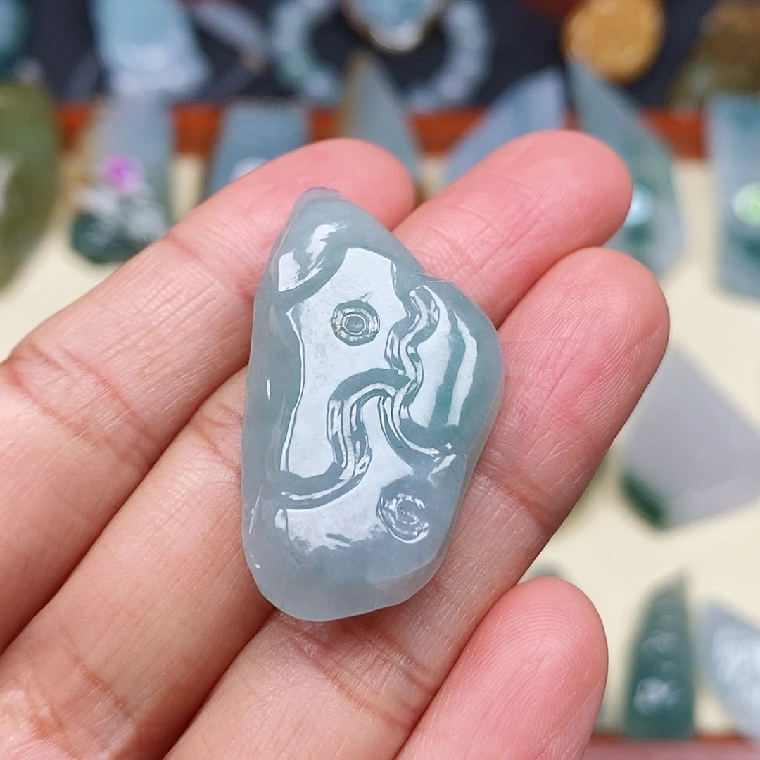 颈饰未镶嵌翡翠翡翠