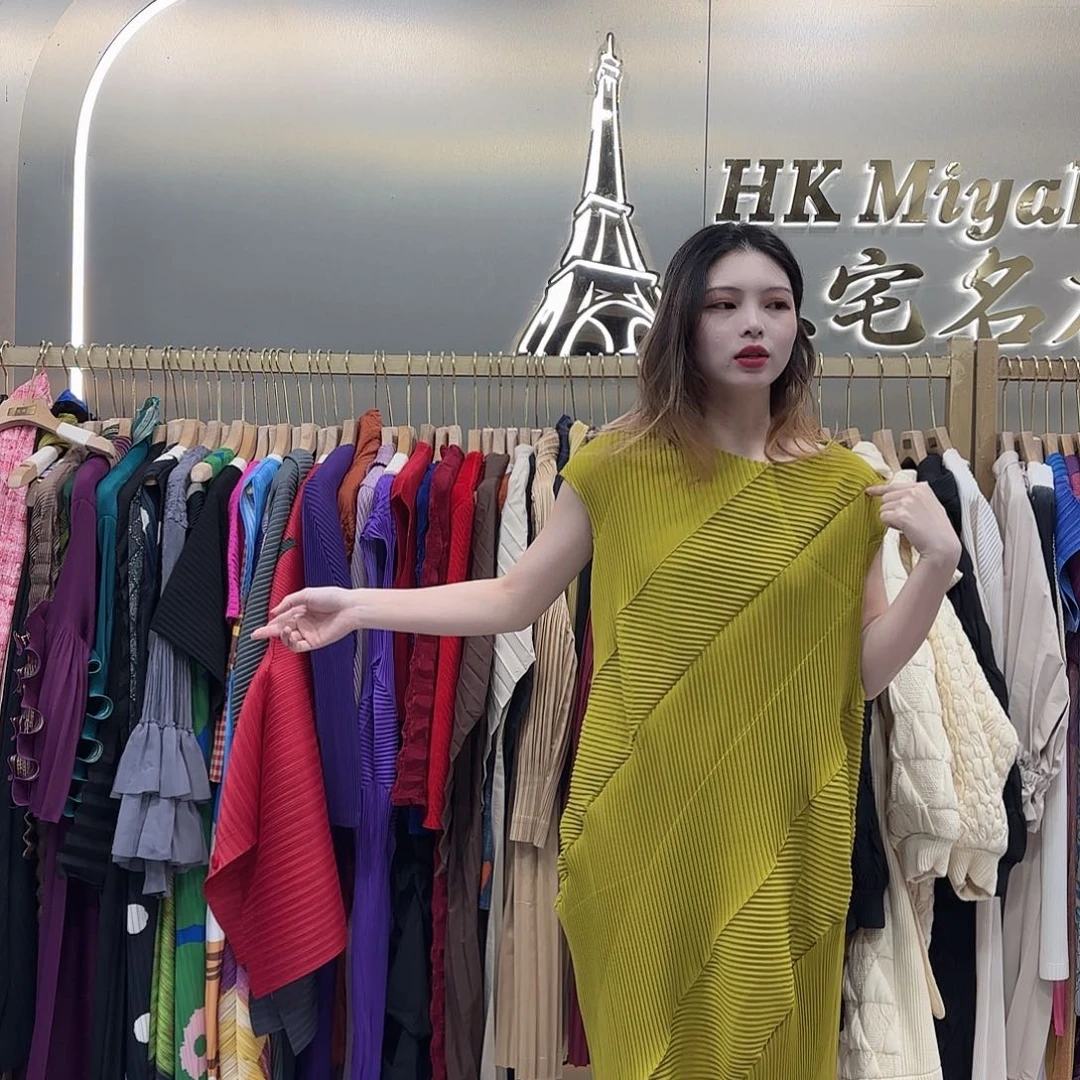 套头款粗牙签花苞裙