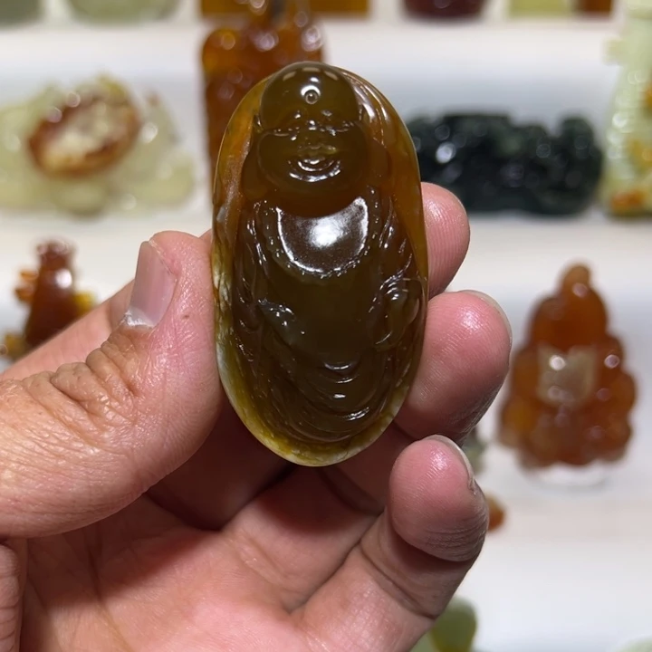 岫玉未镶嵌吊坠(赠链)