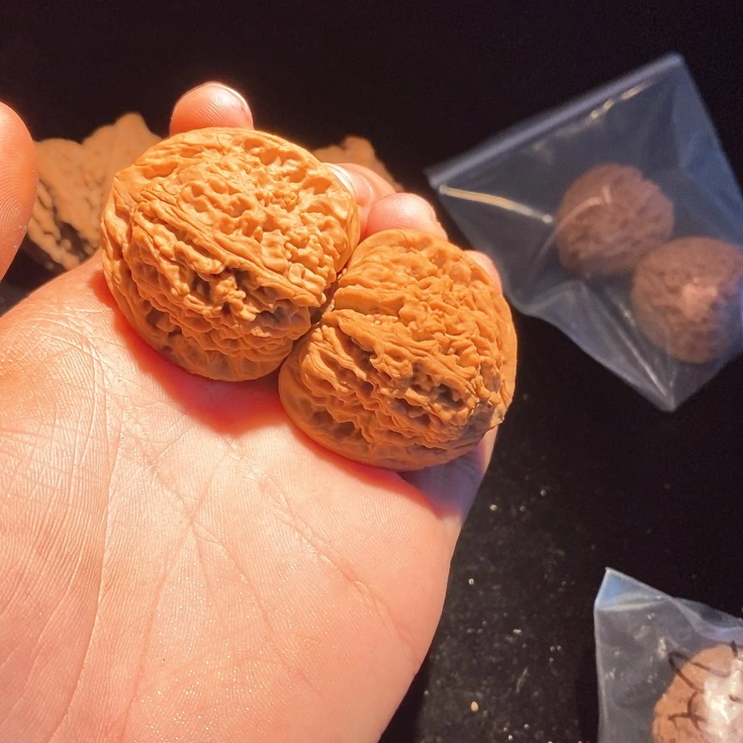 左***.手串/手链核桃涿鹿南疆石40尺寸三角