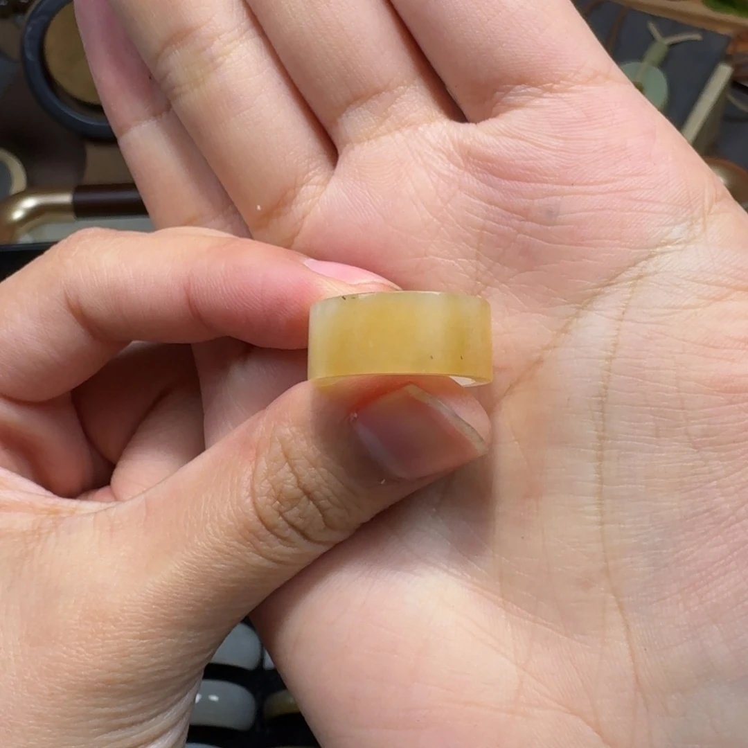 和田玉未镶嵌颈饰内径16.4