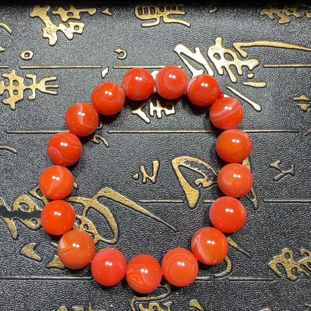玉***米南红玛瑙未镶嵌原矿东山缠丝单圈