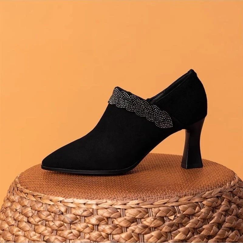 木语Muyu磨砂皮粗跟高跟鞋女2025新款秋季深口单鞋女春秋中跟软皮