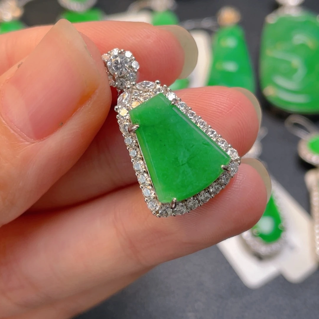 翡翠银S925镶嵌颈饰