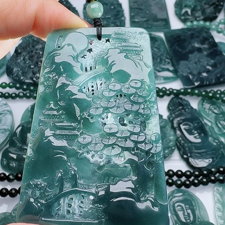 翡翠未镶嵌颈饰1111