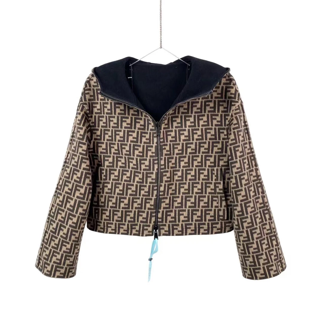 99新 FENDI/芬迪  bb1363 双面经典老花满印 36码