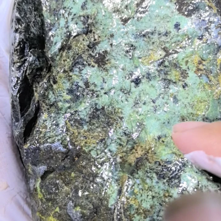 龙***团有机玻璃藏玉药王石原石