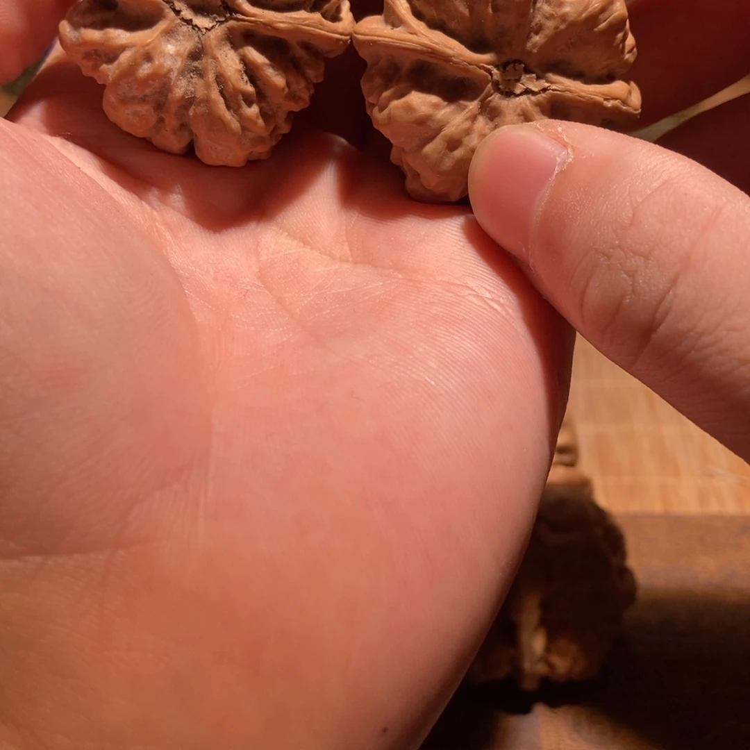 大***6文玩核桃吊坠蛤蟆头D09