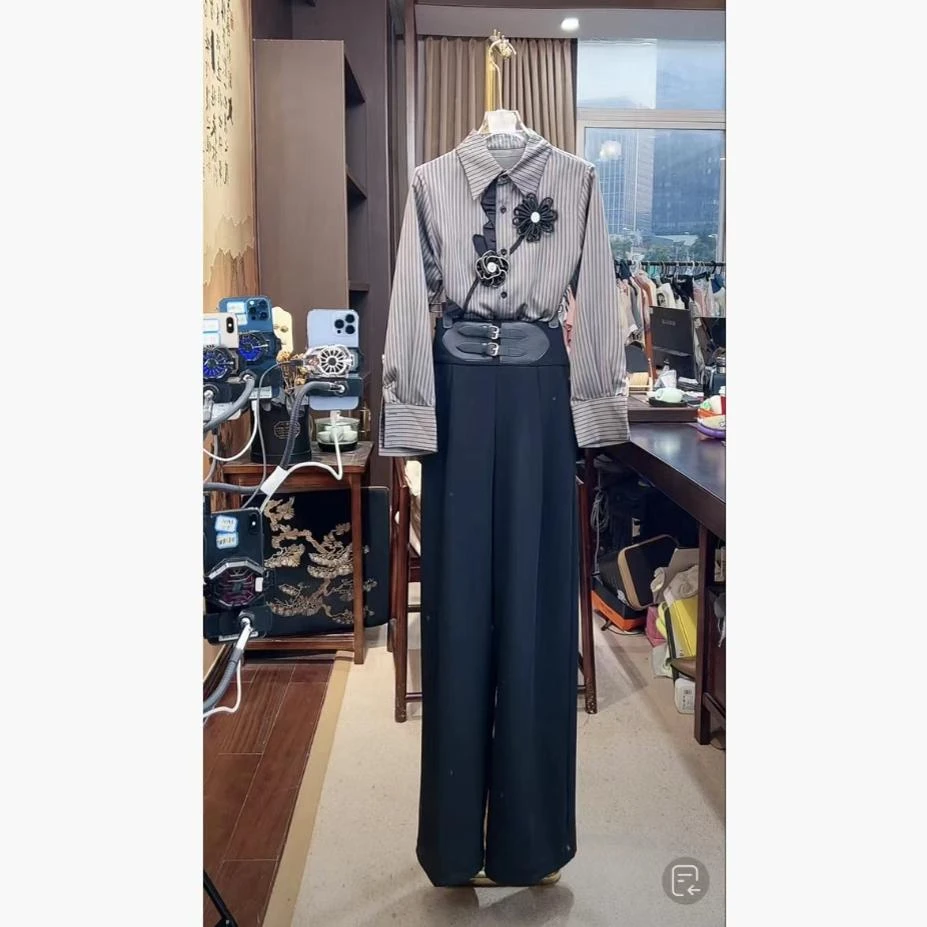 芙娜妮法式圆领秋季新款时尚气质女设计感小众长袖两件套F2432050