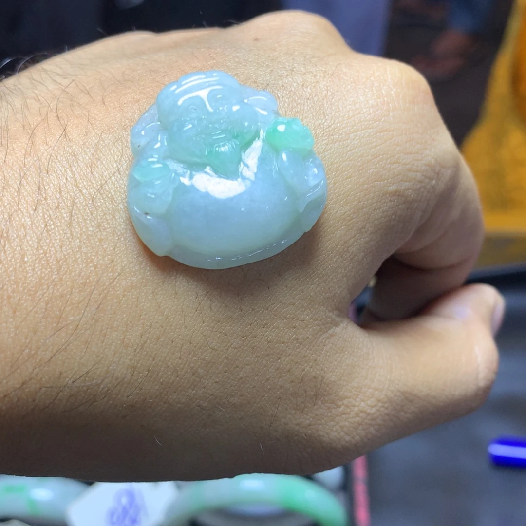 定制翡翠未镶嵌翡翠财神