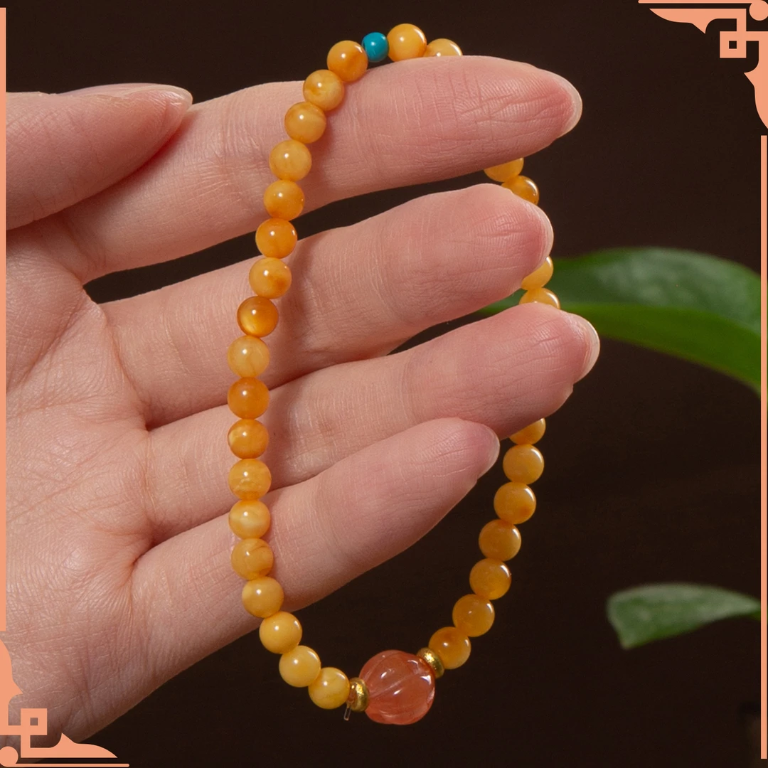 【铭奢精品】天然蜜蜡老料鸡油黄南瓜女款手串多样性发货气质发其一