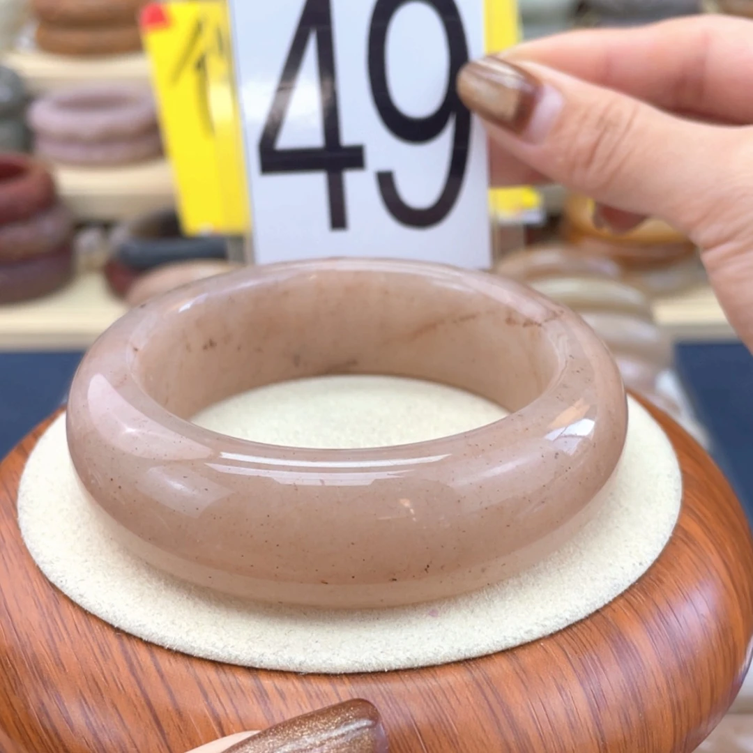 【闪购商品】石英质玉手镯未镶嵌