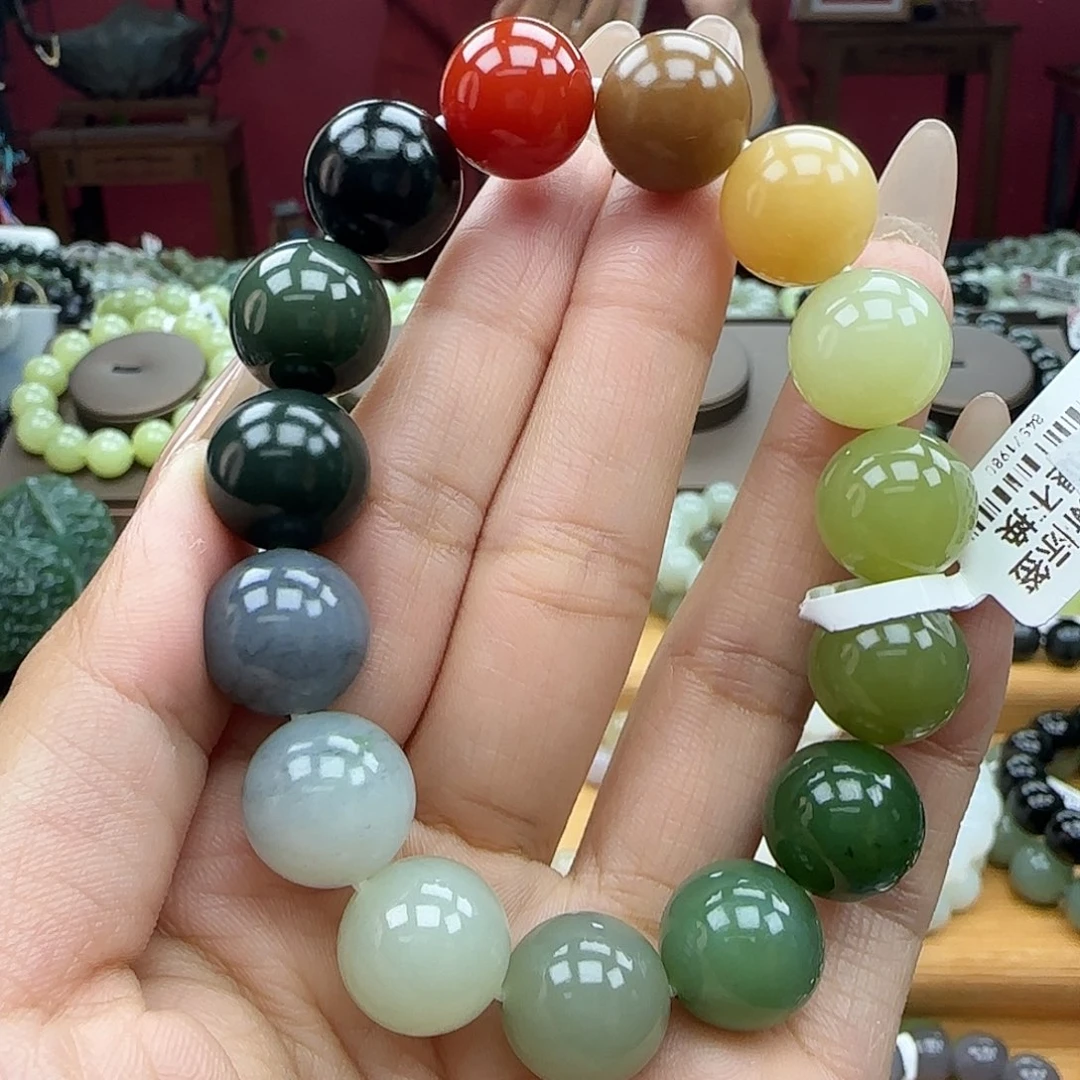 和田玉未镶嵌手串