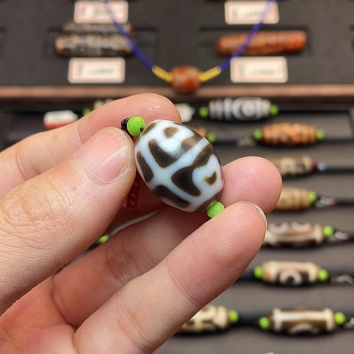 未镶嵌玛瑙/玉髓珠宝半成品