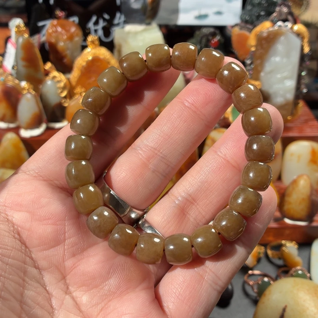 和田玉（糖玉）未镶嵌吊坠(赠链)38.3g