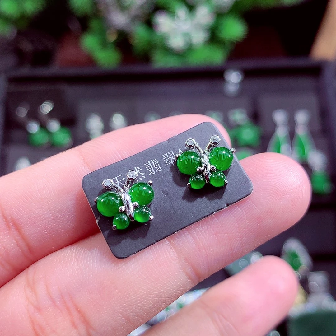 颈饰未镶嵌翡翠天然