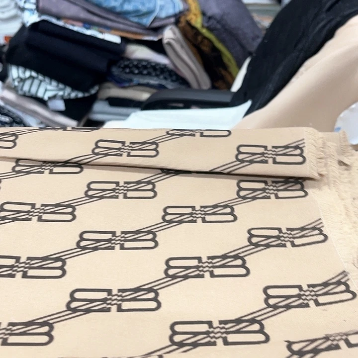 把力士夹黄色布料两米374