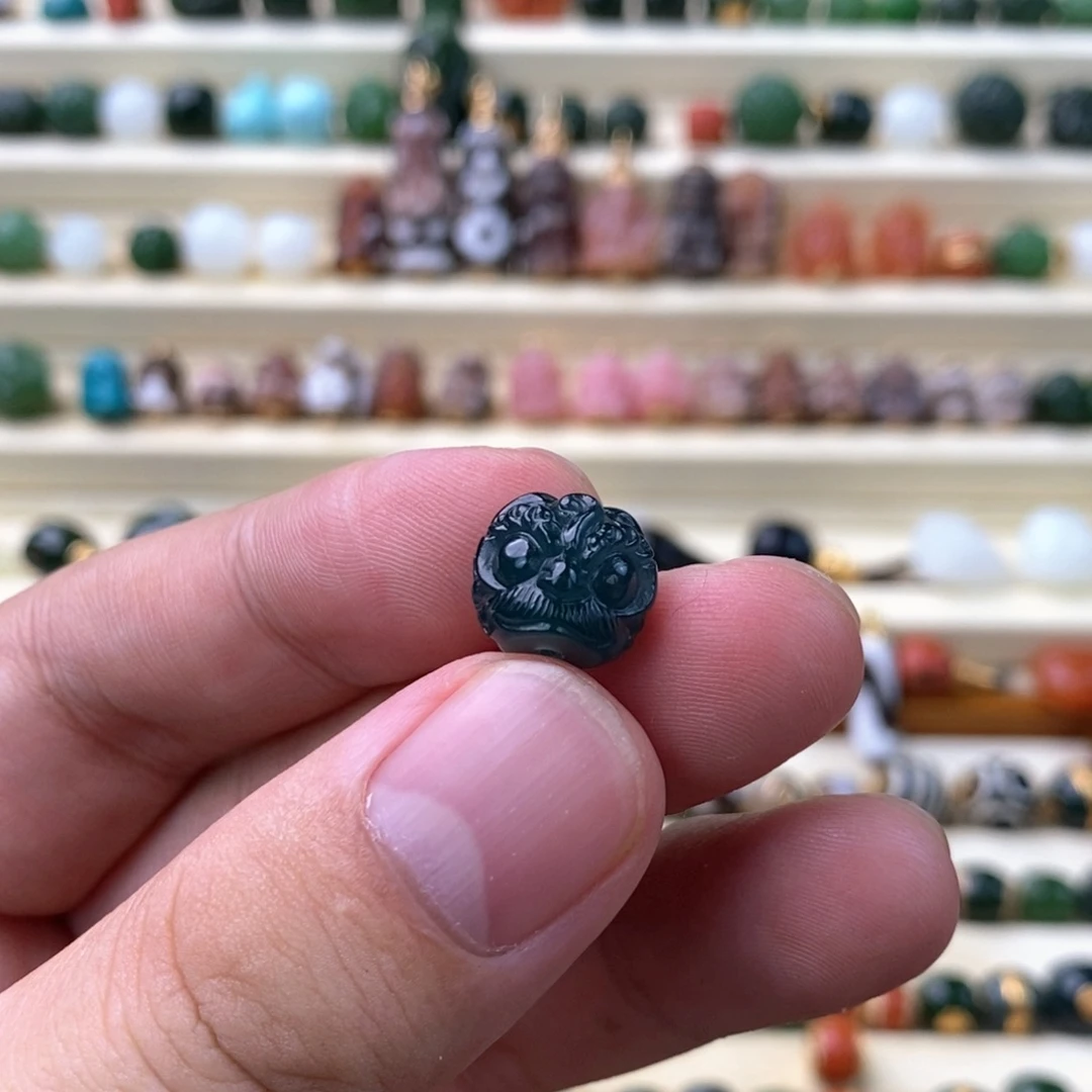 翡翠未镶嵌颈饰隔珠