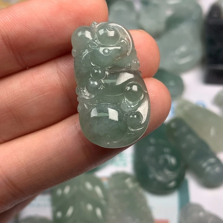 颈饰未镶嵌翡翠翡翠