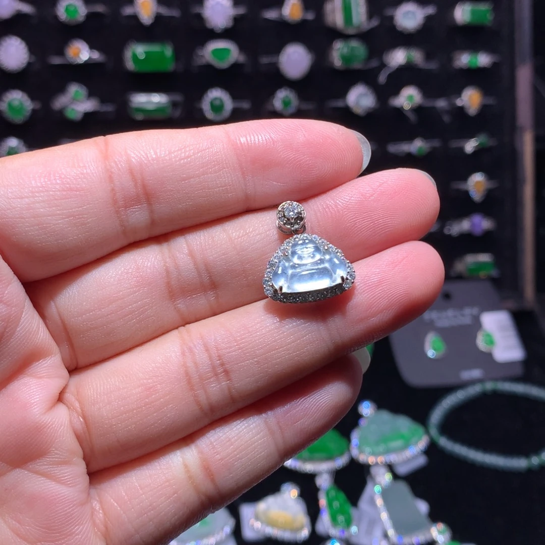 翡翠银S925镶嵌颈饰翡翠