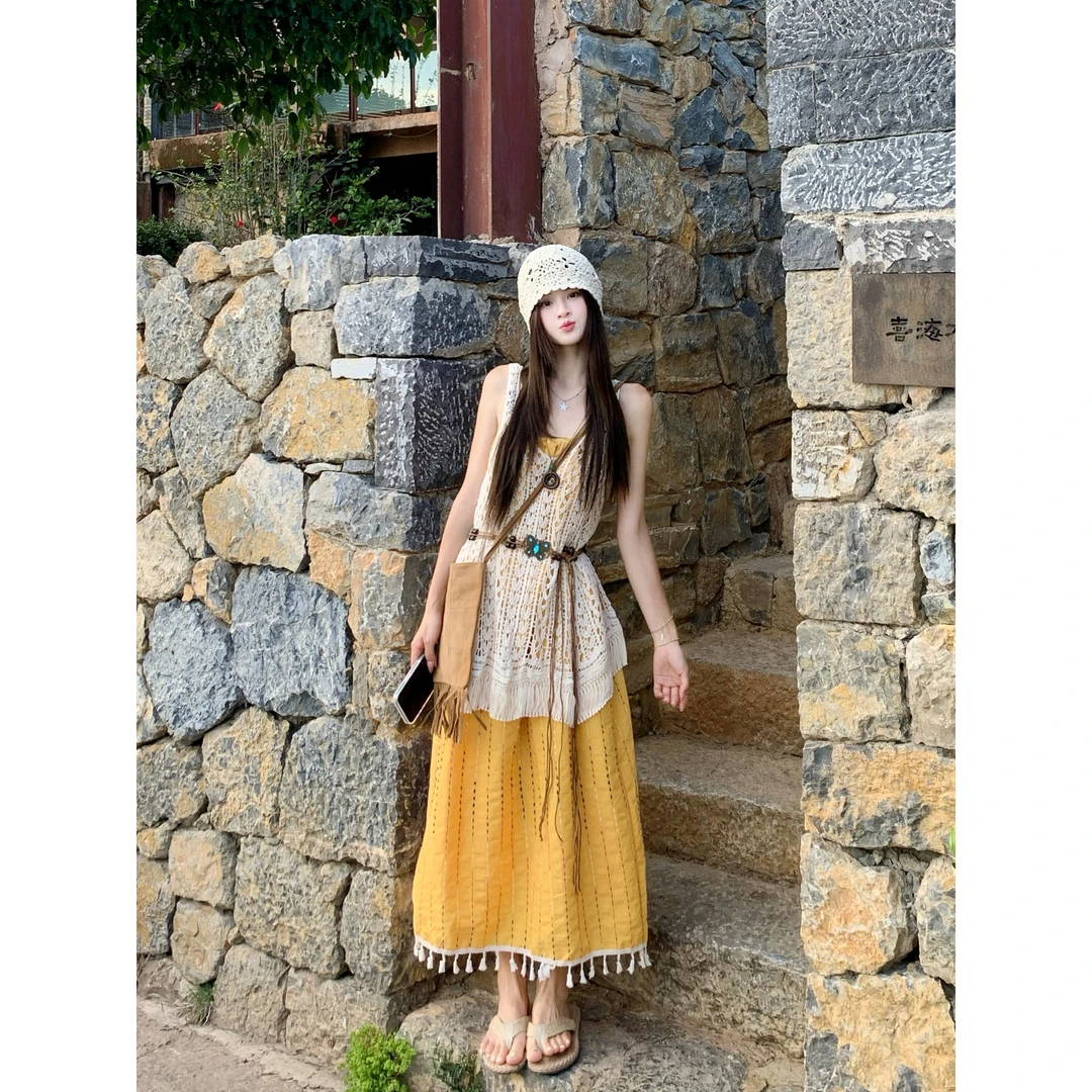 实拍 2025夏季新款波西米亚民族风镂空流苏开衫吊带连衣裙套装女