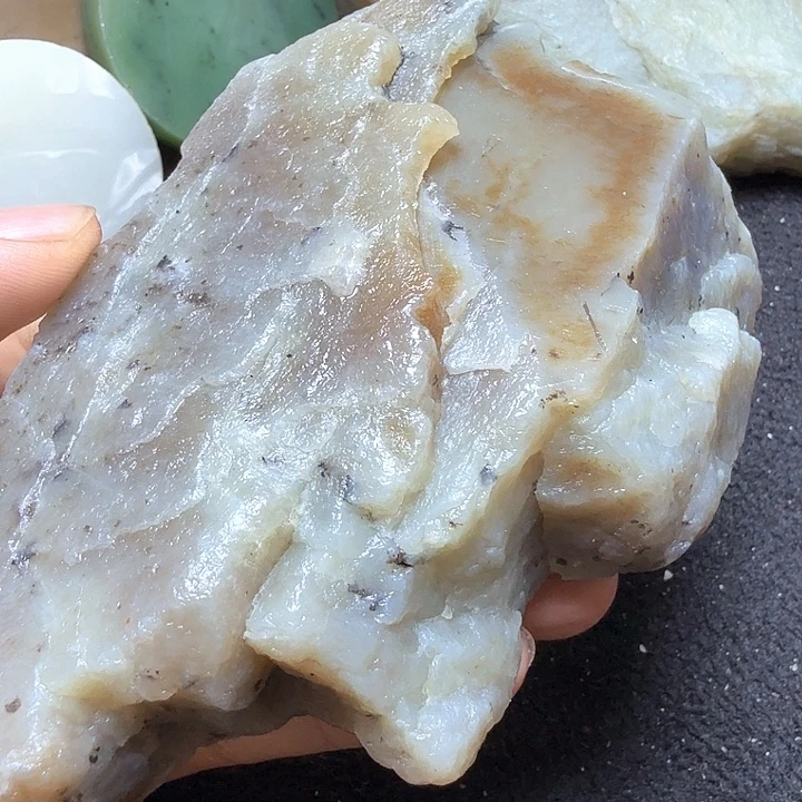 和田玉（糖玉）未镶嵌珠宝半成品