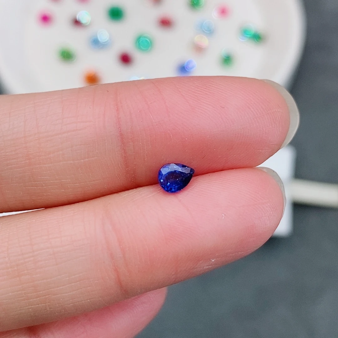 蓝宝石裸石0.43ct福利